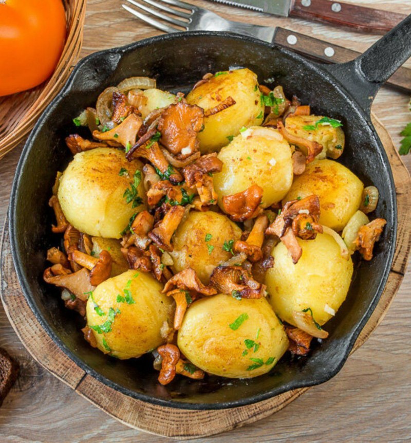 Жаренка с лисичками