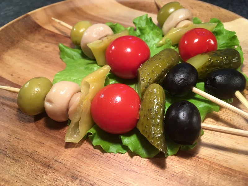 Канапе ветчина сыр маслины