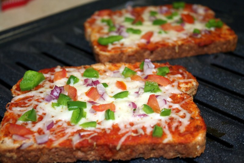 Кубики из хлеба