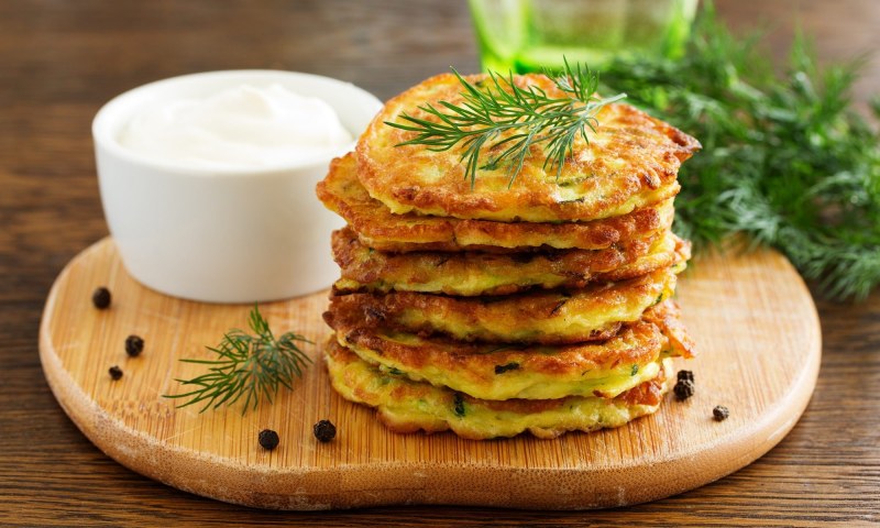 Оладьи из кабачков с сыром