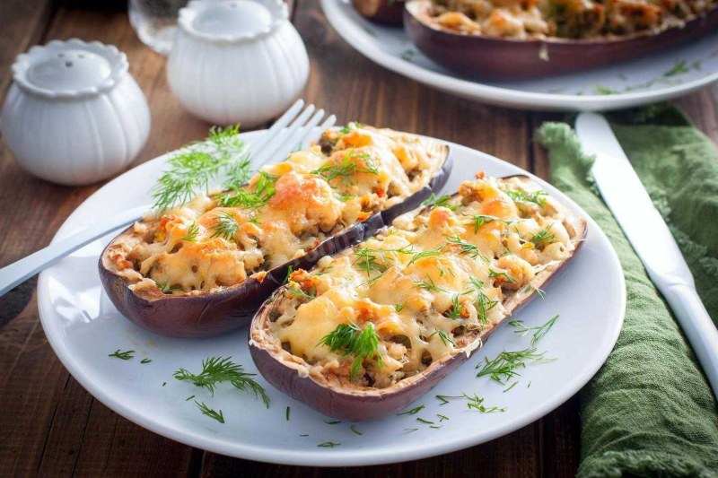 Синенькие лодочки фаршированные
