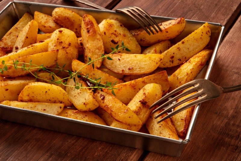 Круглая картошечка с корочкой в духовке