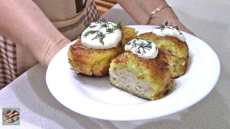 Белорусские драники картофельные с фаршем