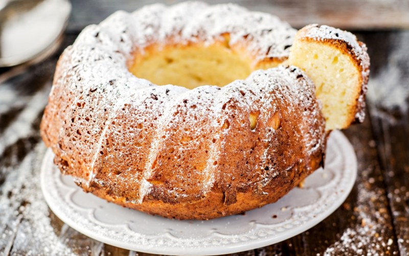 Кекс Майский