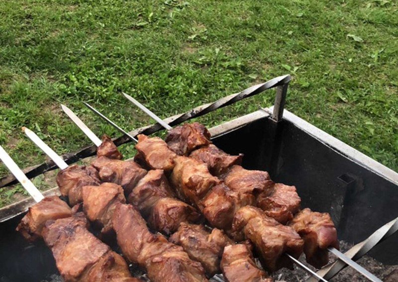Шашлык из свинины с жирком