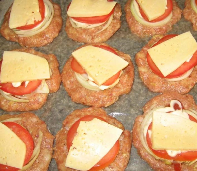 Мясные гнездышки из фарша