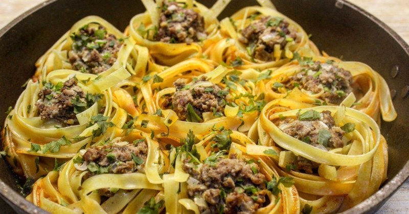 Лопшичнын гнёзда с фаршом