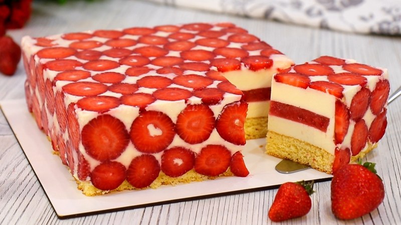 Красный бархат с малиной конфи
