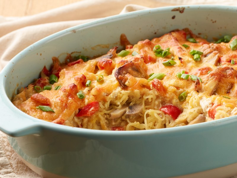 Макароны запеченные в духовке с курицей