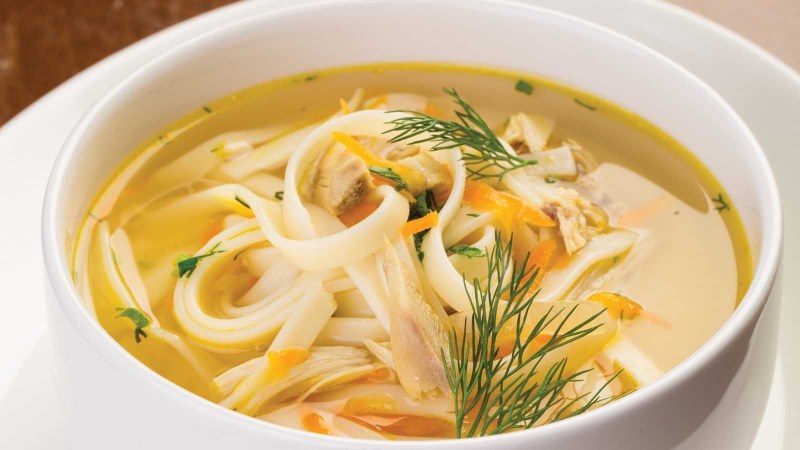 Куриный суп-лапша (Nudelsuppe).