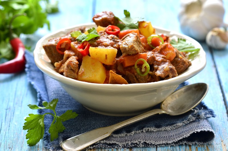 Баранина тушеная с овощами