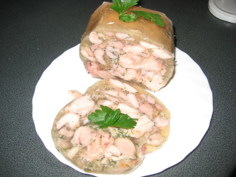 Русская закуска заливное в стаканчиках