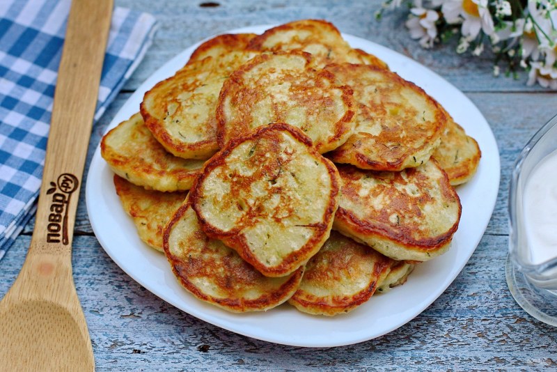 Кабачковые оладьи пышные