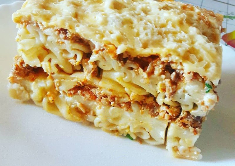 Макаронная запеканка в духовке с яйцами и сыром