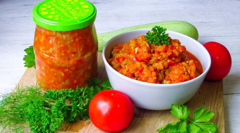Баклажанная икра пальчики оближешь