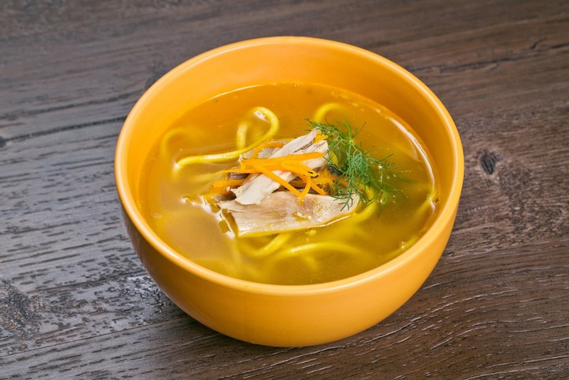Суп куриный с лапшой и картофелем