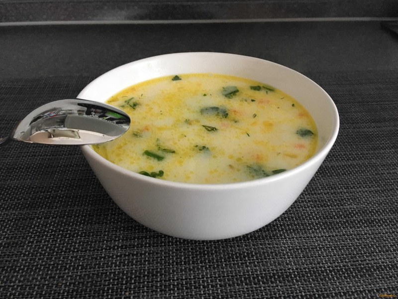 Куриный суп с плавленым сыром