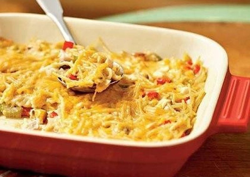 Запеканка из макарон с курицей