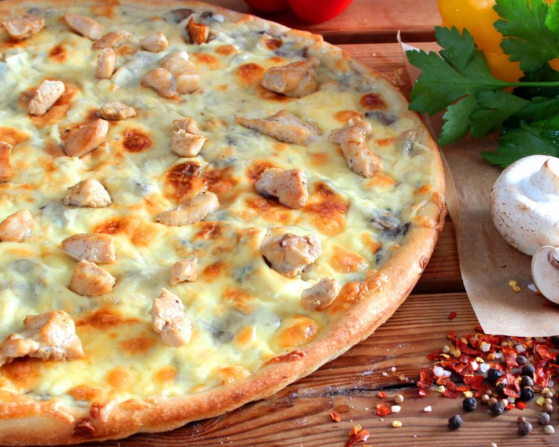 Chicken Tikka pizza