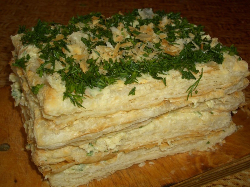 Закусочный торт Мимоза с крекером