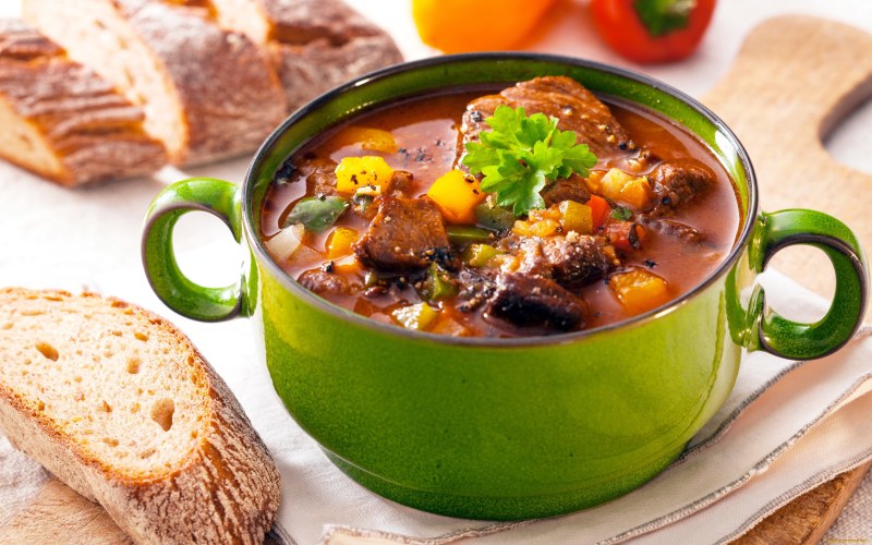 Суп с говядиной и овощами
