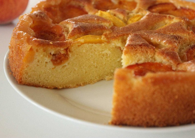 Шарлотка с яблоками