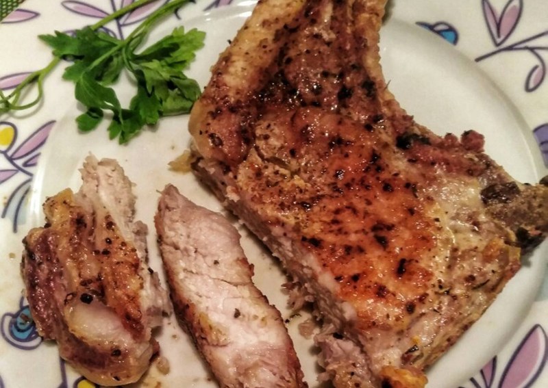 Кусок свиного мяса