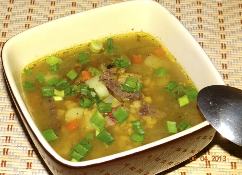 Суп гороховый с мясом говядины