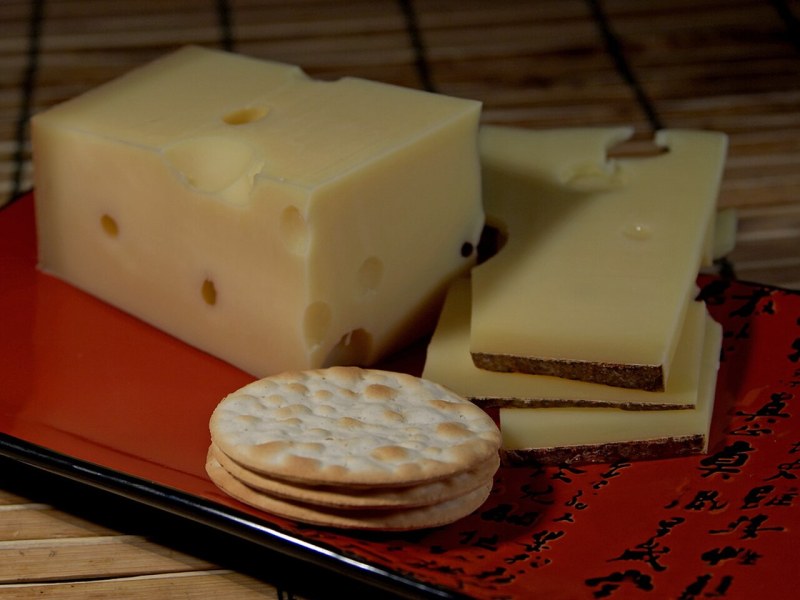 Сыр Emmentaler Швейцария