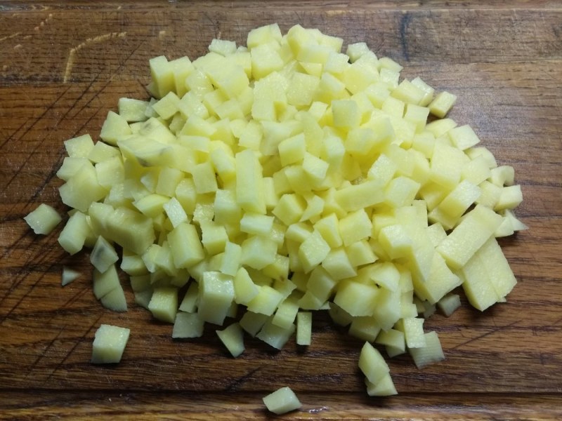 Морковь кубиками