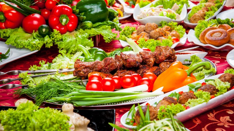 Красная рыба с овощами