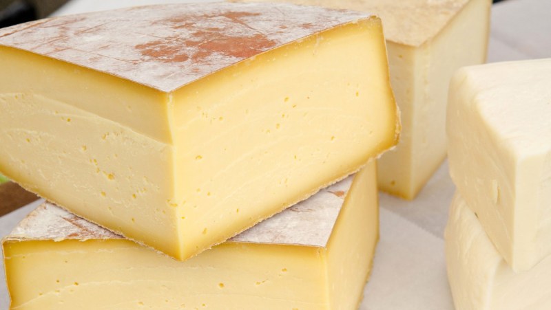 Сыр Грюйер Швейцария