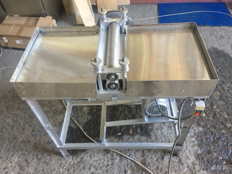 Automatic Dumpling Machine by Signal-Pack