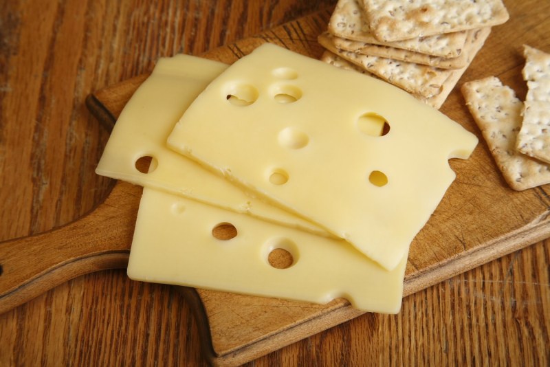 Сыр Эмменталь Швейцария