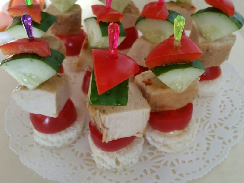 Канапе фетакса черри оливки