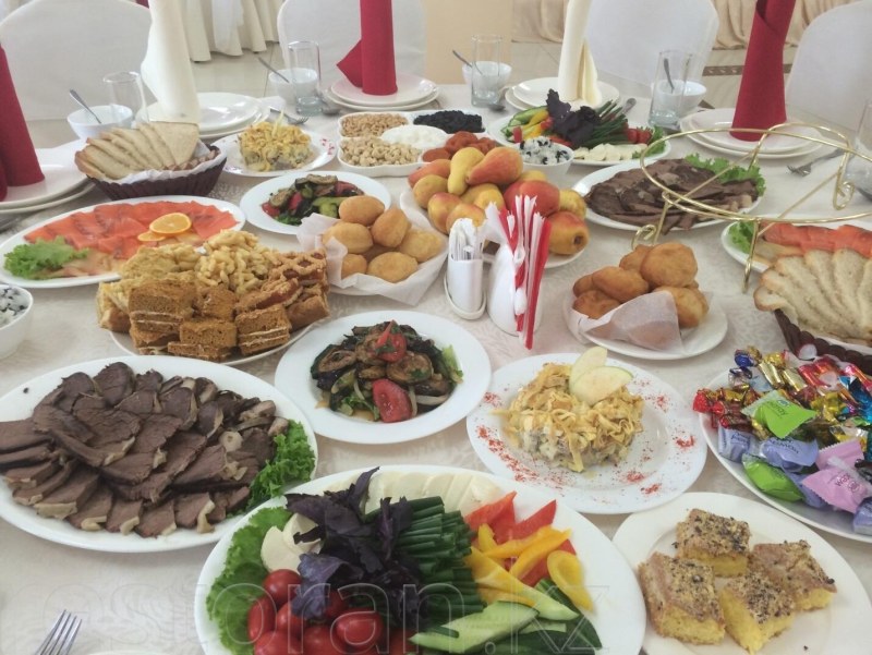 Стол на мусульманские поминки