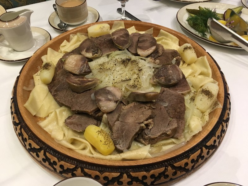 Иссык Кульский бешбармак