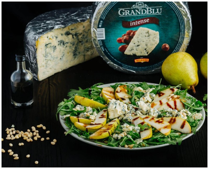 Сыр DORBLU Classic с голубой плесенью