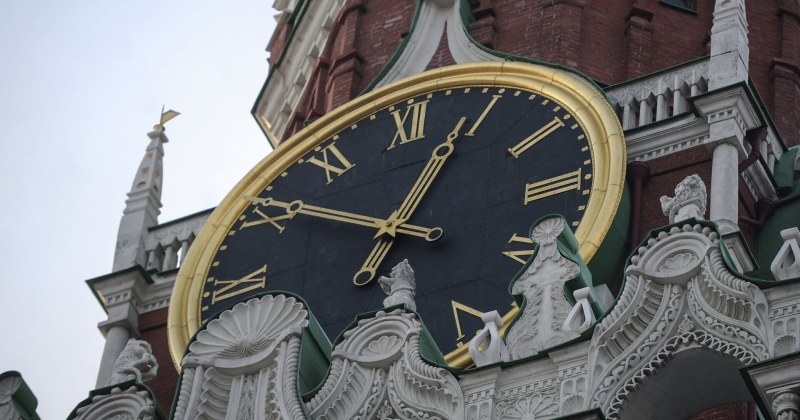 Часы-куранты на Спасской башне Московского Кремля