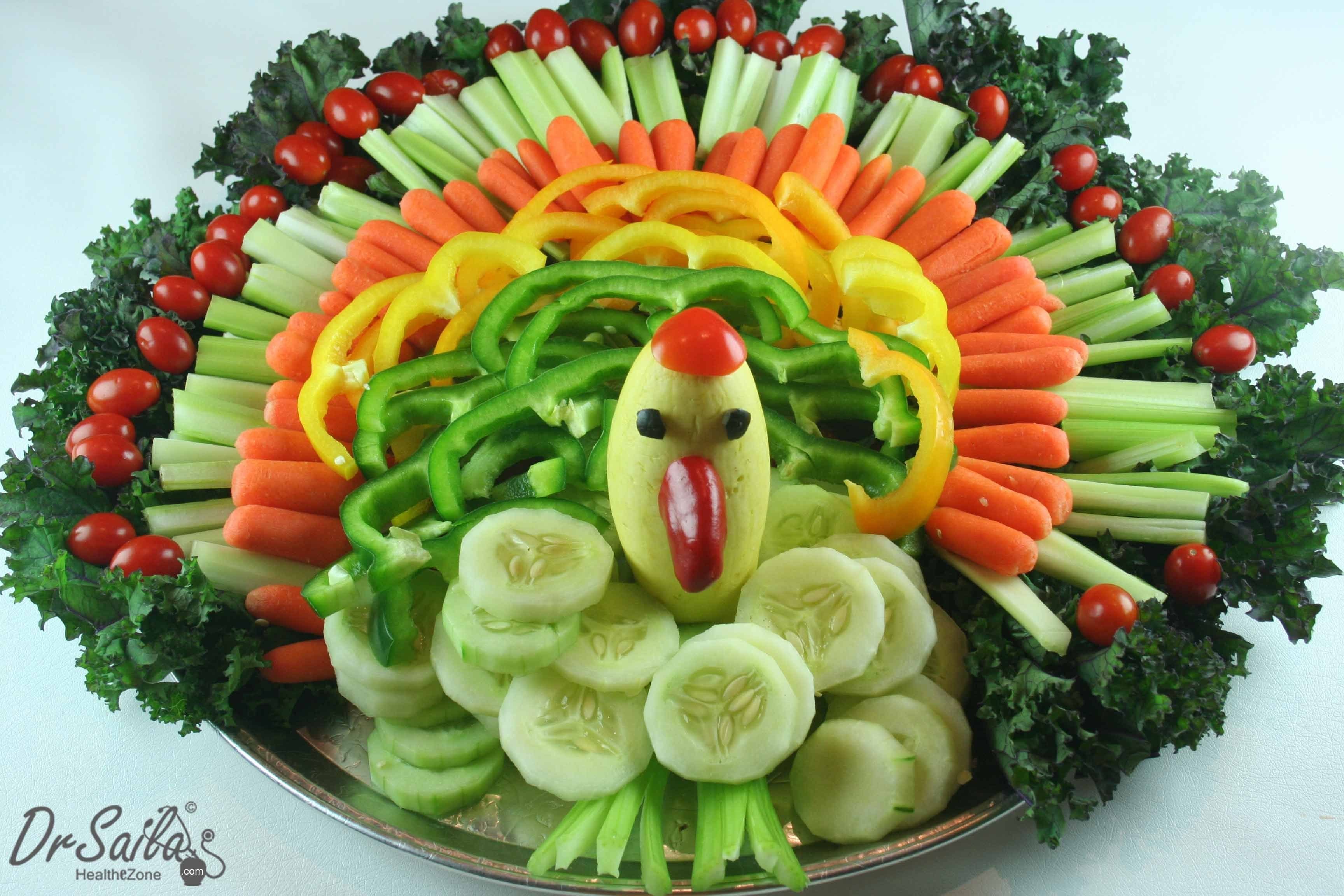 Украшать овощи. Нарезка овощей. Украшение праздничного стола. Красивое украшение праздничного стола. Овощные нарезки.
