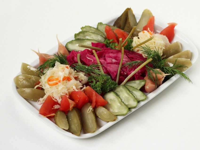 Маринованные овощи ассорти