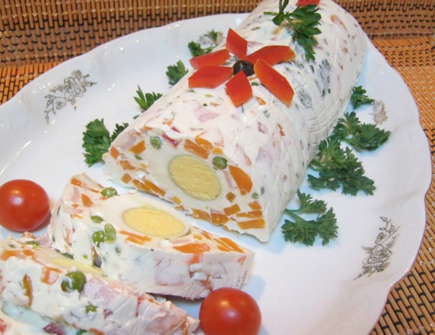 Рулет с овощами