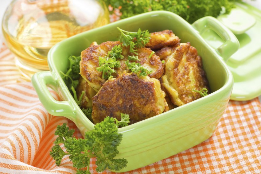Мясные котлеты с овощами