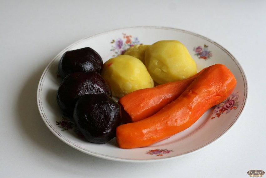 Салат с вареными овощами