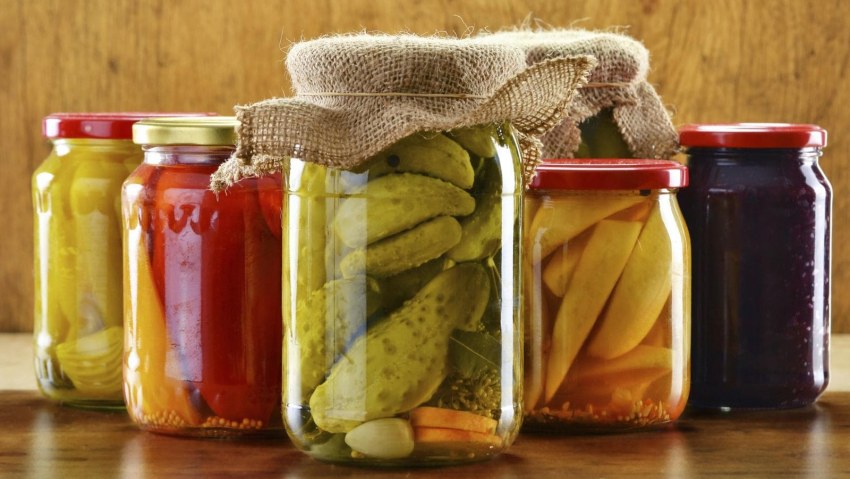 . Консервация Пикули ассорти овощное