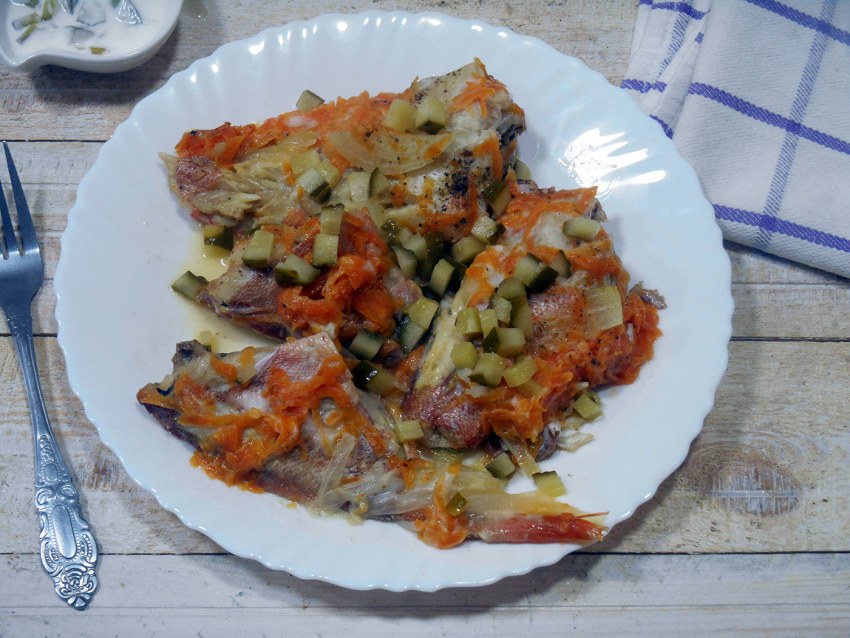 Запеченный морской окунь