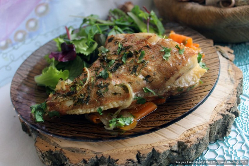 Филе морского окуня с овощами