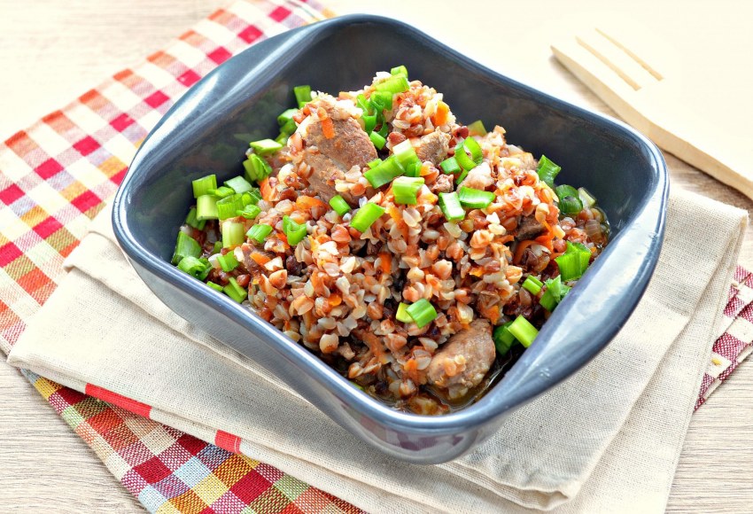 Диетическая гречка с овощами