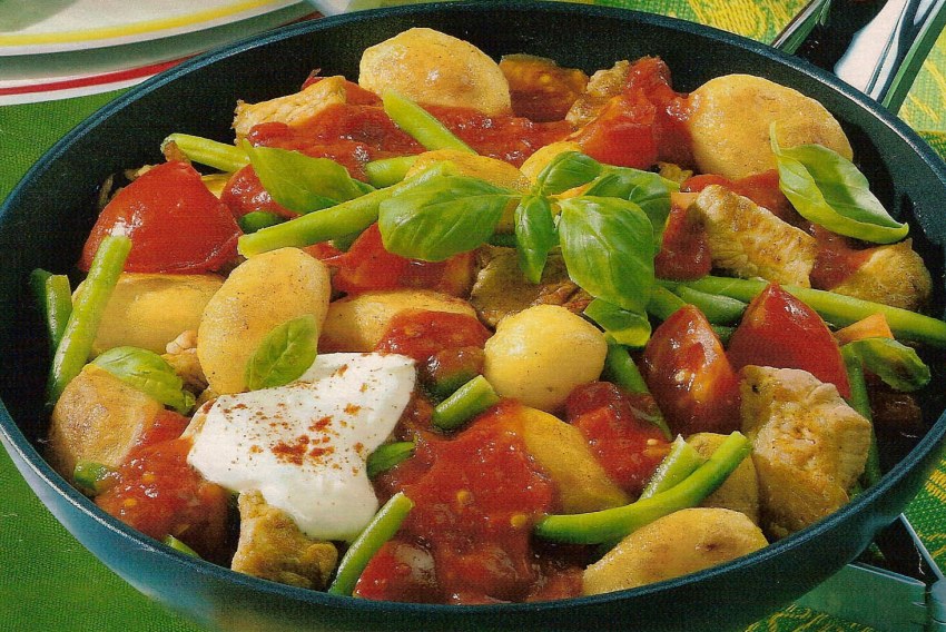 Жареная картошка с фасолью