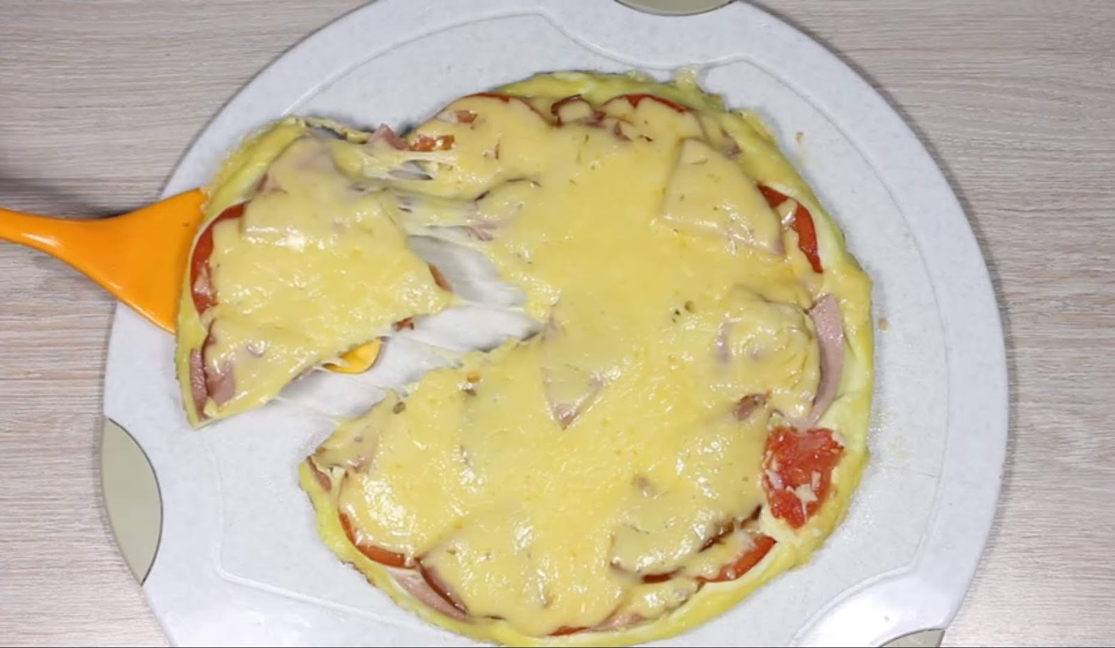 яичница пицца рецепт на сковороде фото 25